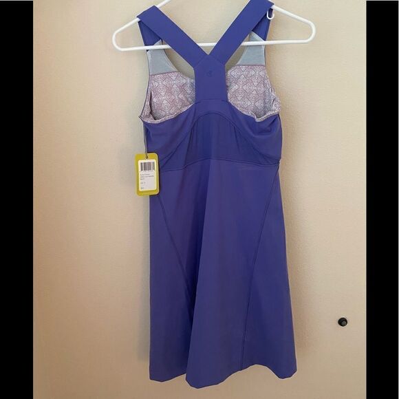 Crane & Lion Active Dress - Picture 3 of 11